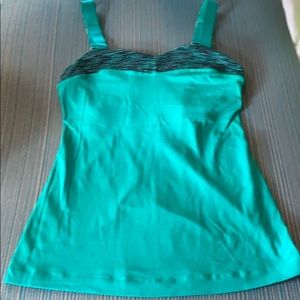 Lululemon top